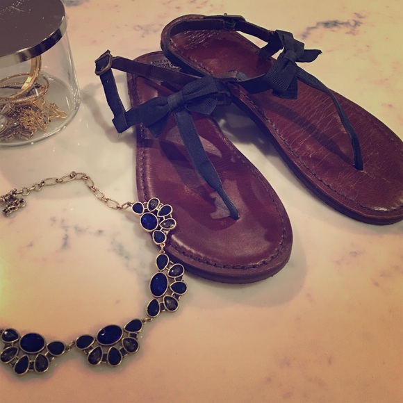 Abercrombie leather sandals with navy bows