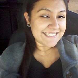 Meet your Posher, Kenia