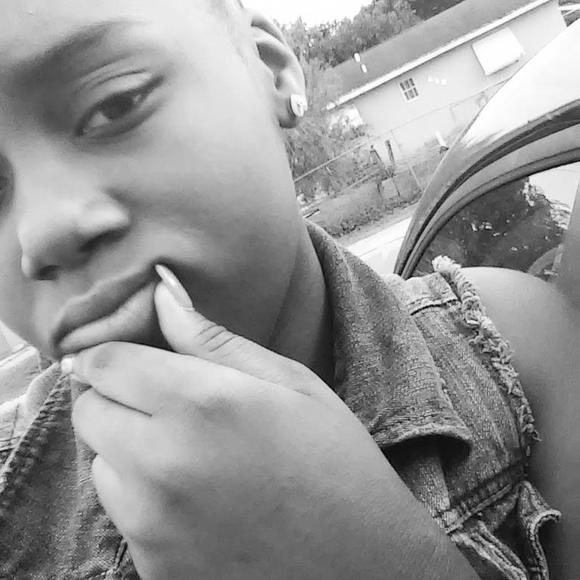 Meet your Posher, Bianca - Picture 1 of 1