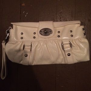 Jessica Simpson clutch