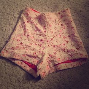 Coral/creme lace high waisted shorts