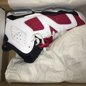 Jordan Shoes ***size 6 in men***