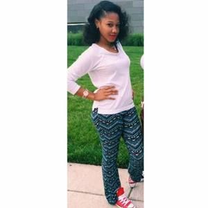 Meet your Posher, Dominique robinson