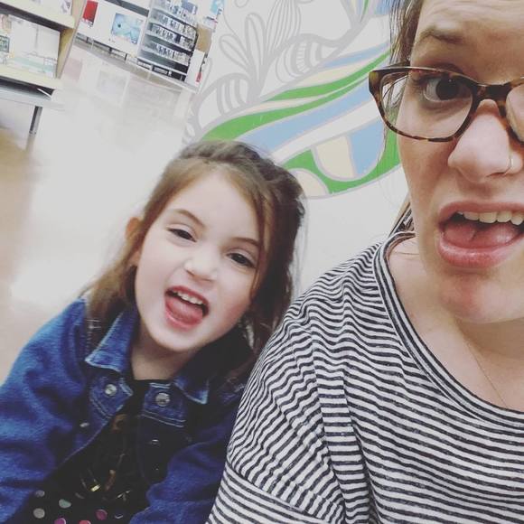 Meet your Posher, Lauren