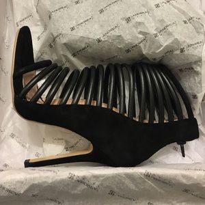 black BRAND NEW high heels