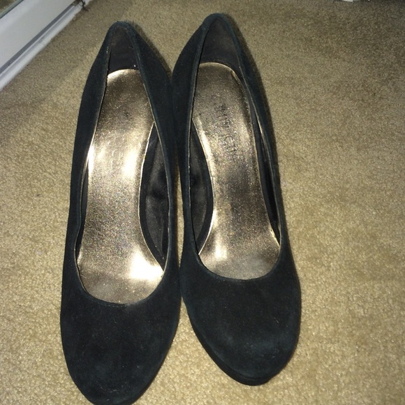 Black heels