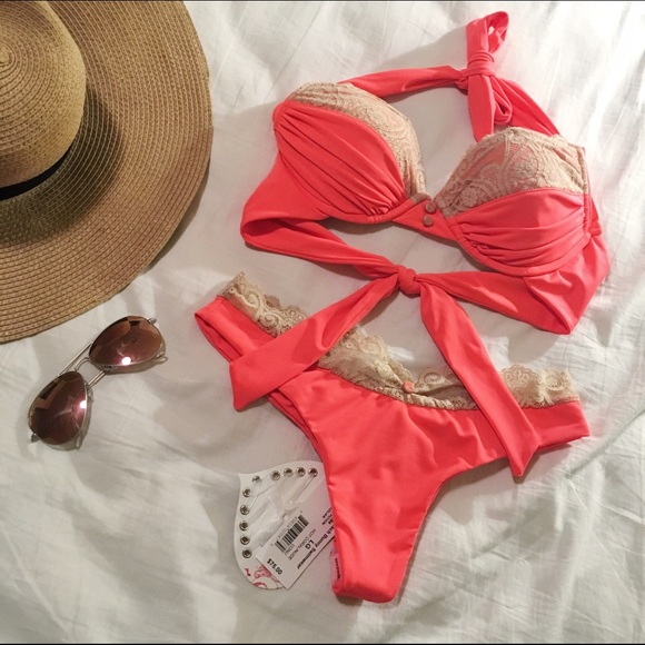 Beach Bunny coral/nude bikini (L)