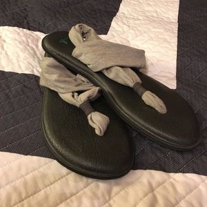 Yoga sandals