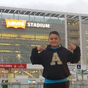 Meet your Posher, Victor