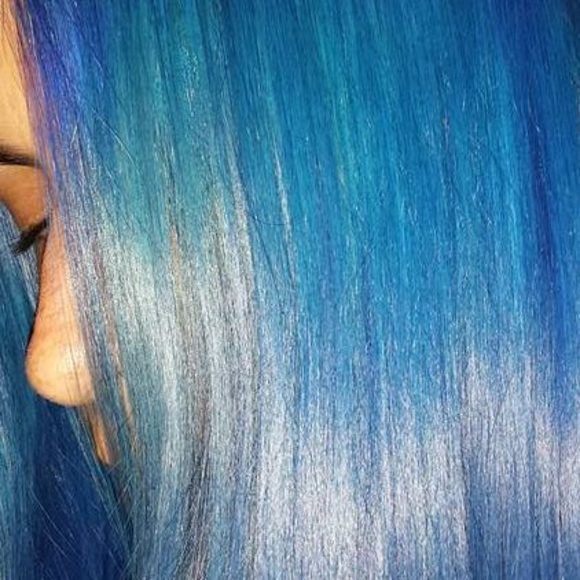 Meet your Posher, Amber - Picture 2 of 2