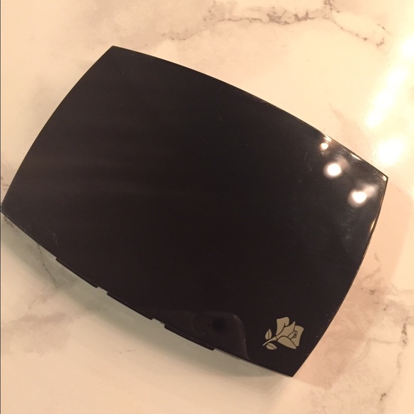 Lancôme blush and eyeshadow palette - Picture 2 of 4