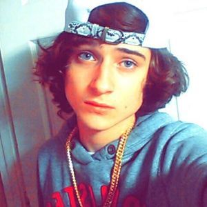 Meet your Posher, Thomas