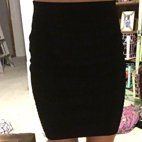 Black bandage skirt - Picture 2 of 2
