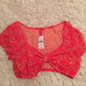 Sam & Emma (LF) crop top