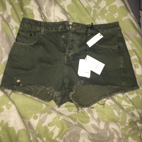High waisted vintage crop shorts