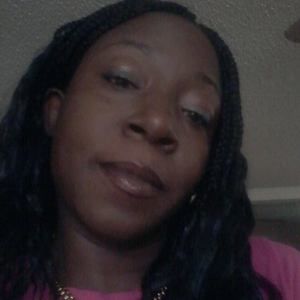 Meet your Posher, Ebony