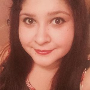 Meet your Posher, Gloria