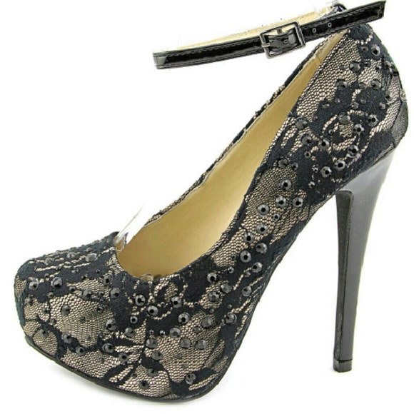 Shi by Journeys-Nude/Black platforms w/rhinestones