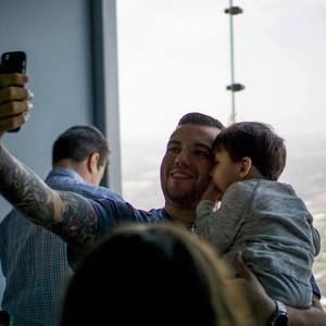 Meet your Posher, Cesar