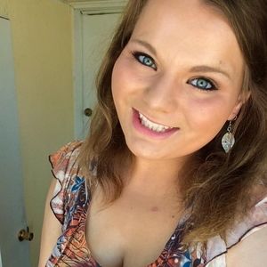 Meet your Posher, Krysta mae