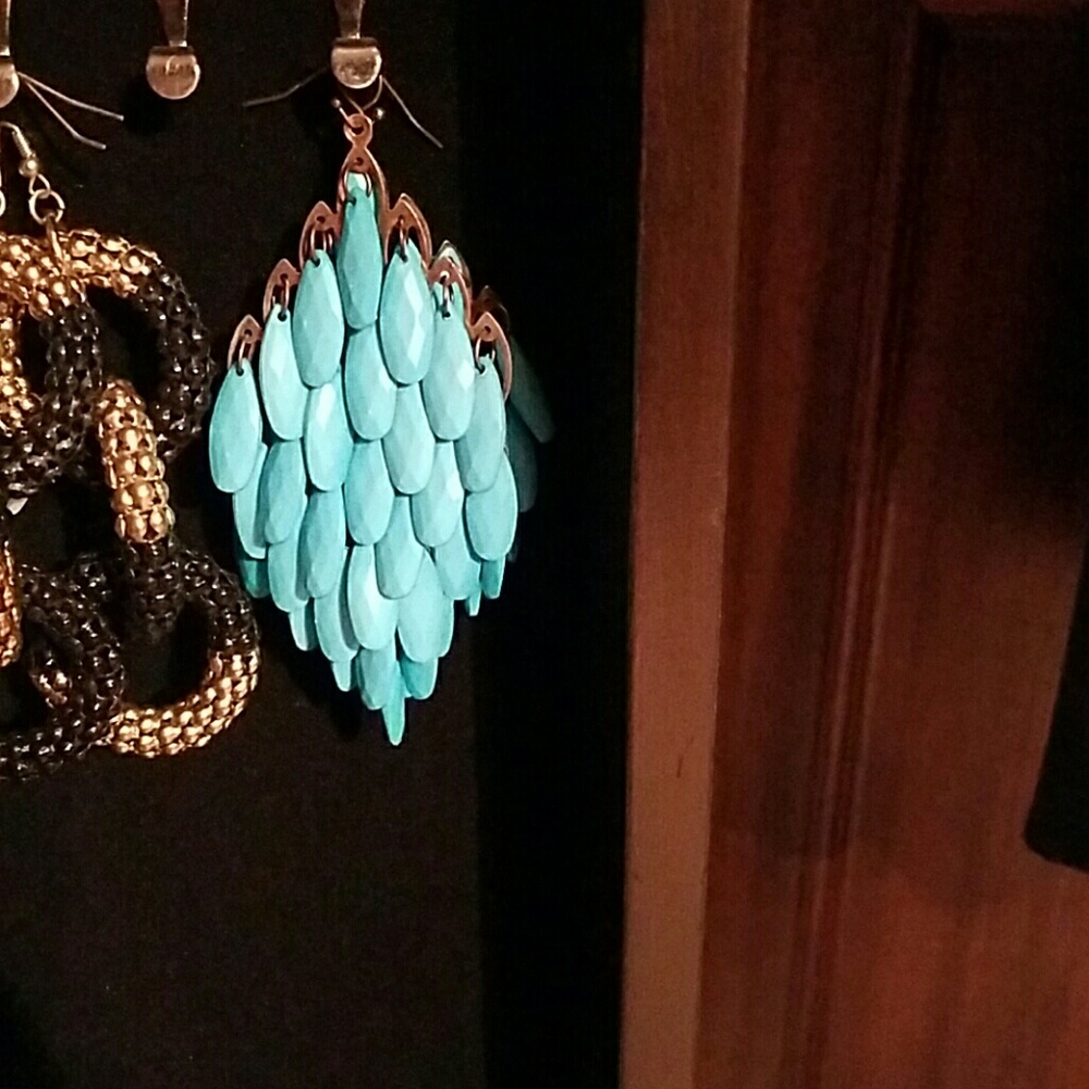 Turquoise dangling earrings