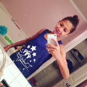 Meet your Posher, Mckenzie