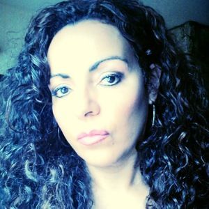 Meet your Posher, Michele