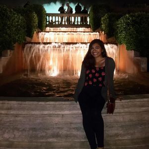 Meet your Posher, Samia