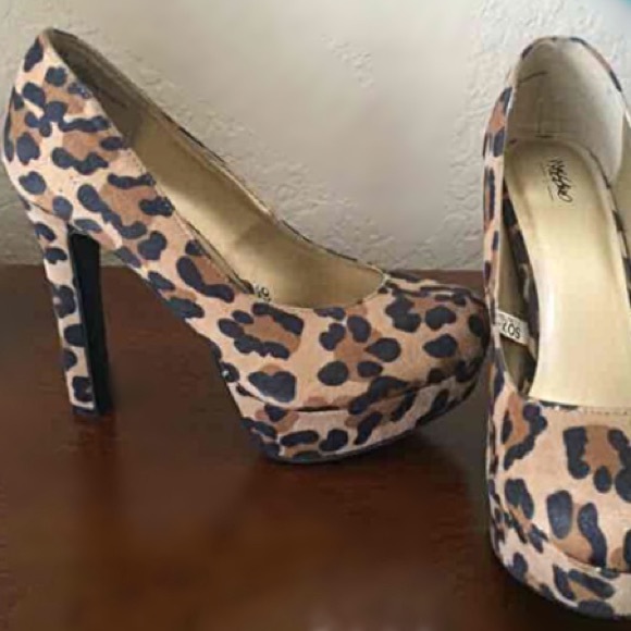 Animal print pumps - Picture 2 of 2