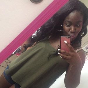 Meet your Posher, Malaika