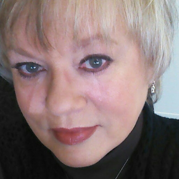 Meet your Posher, Mary ellen - Picture 1 of 1