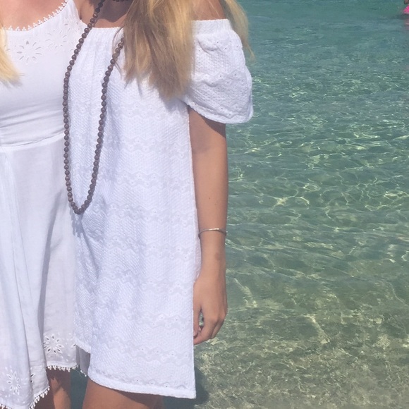 Strapless white eyelet dress - Picture 2 of 2