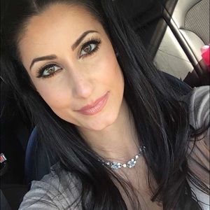 Meet your Posher, Randa