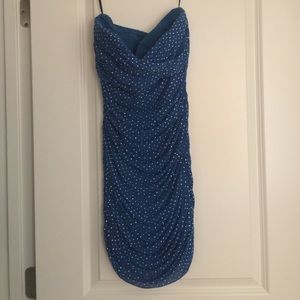 Bebe figure flattering dress