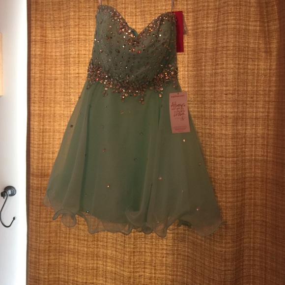 Short prom dress