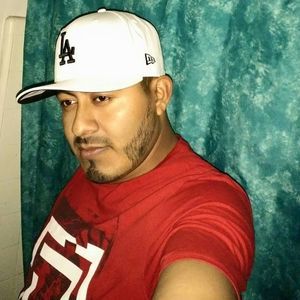 Meet your Posher, Carlos