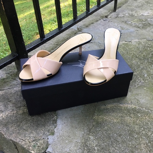 Giuseppe Zanotti Shoes - Giuseppe Zanoti patent mules Giuseppe Zanotti Shoes - Giuseppe Zanoti patent mules