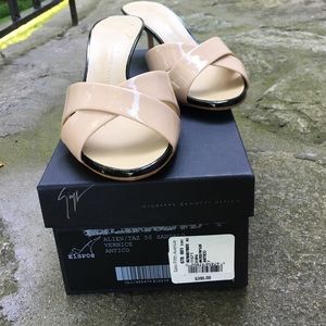 Giuseppe Zanotti Shoes - Giuseppe Zanoti patent mules Giuseppe Zanotti Shoes - Giuseppe Zanoti patent mules