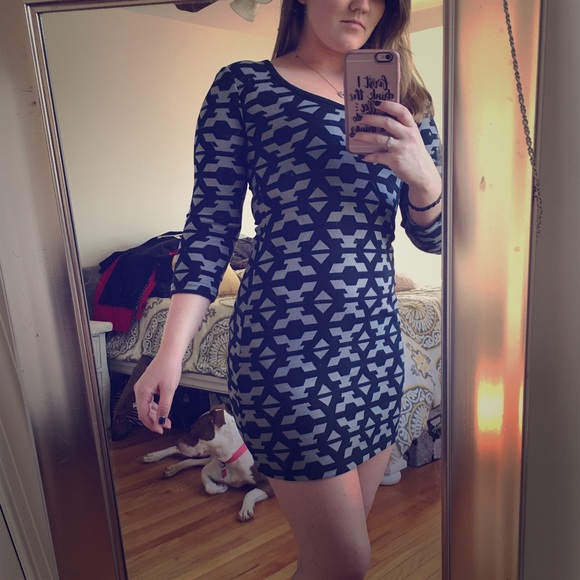 Thin Sweater Dress - Picture 1 of 3