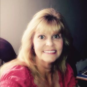 Meet your Posher, Diane