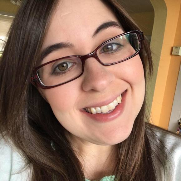 Meet your Posher, Lindsay - Picture 1 of 1