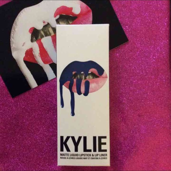 Kylie Cosmetics FREEDOM Lipkit RARE