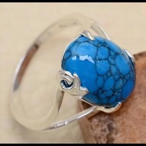 Sterling Silver Blue Turquoise Howlite Oval Ring