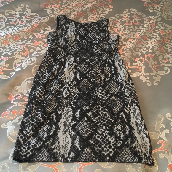 Snakeskin print Nine West dress