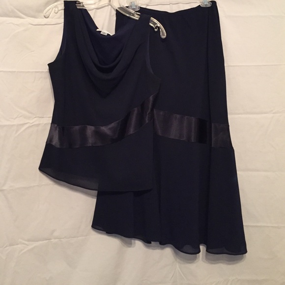 2 piece navy blue skirt set