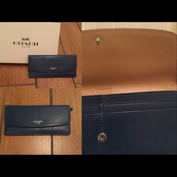 Used coach slim wallet box not included read 1st