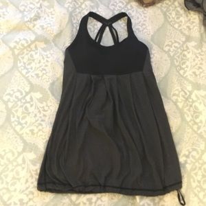 Lululemon workout top