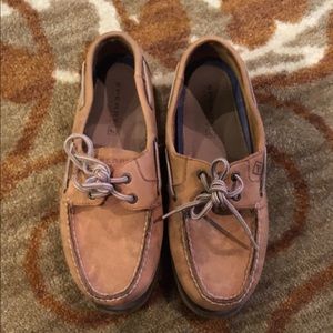 Men Sperrys