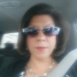 Meet your Posher, Elsa