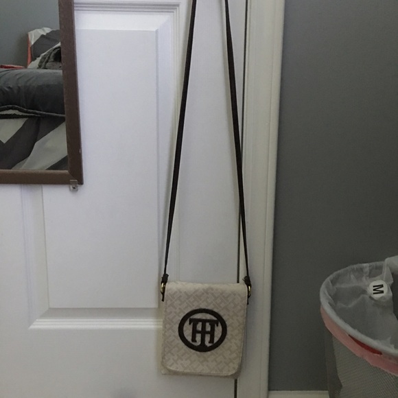TH Purse